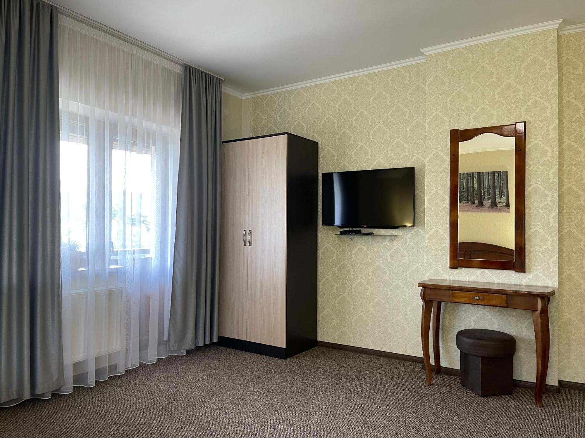 Totem Aparthotel Skhidnytsia Bagian luar foto